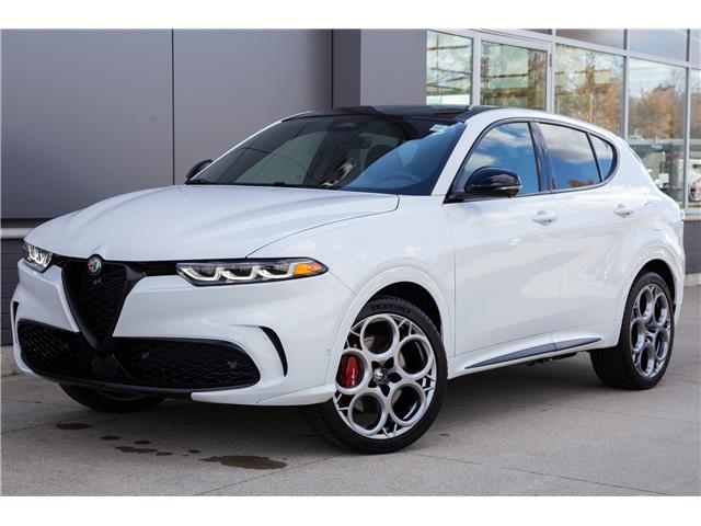 2025 Alfa Romeo Tonale PHEV Tributo (Stk: 25018) in London - Image 1 of 37