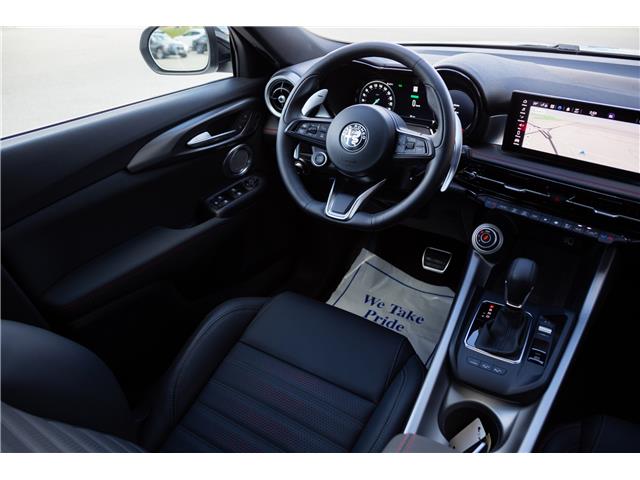 2025 Alfa Romeo Tonale PHEV Tributo (Stk: 25018) in London - Image 13 of 37
