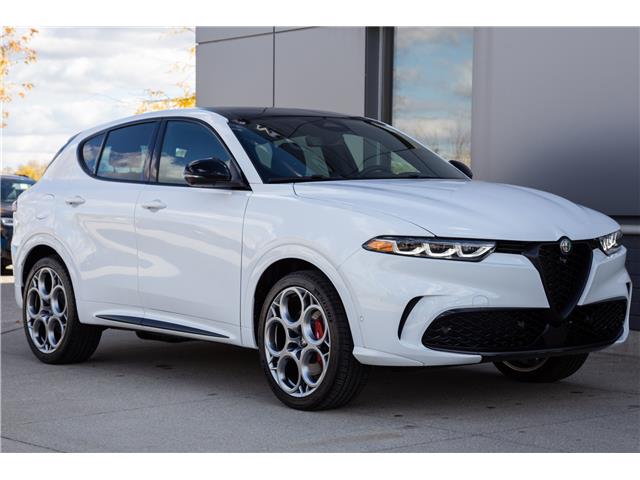 2025 Alfa Romeo Tonale PHEV Tributo (Stk: 25018) in London - Image 11 of 37