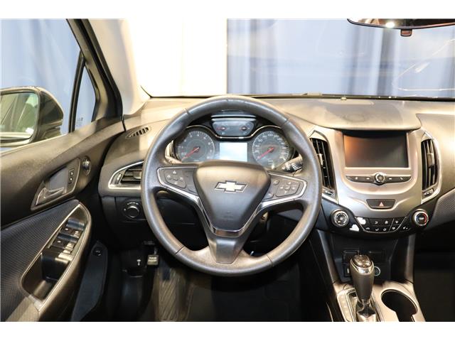 2018 Chevrolet Cruze LT Auto (Stk: 34832) in Slave Lake - Image 16 of 19