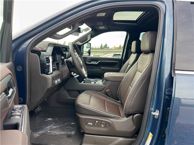 2026 GMC Sierra 3500HD Denali (Stk: TF142756) in Calgary - Image 11 of 24