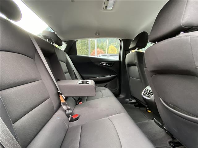 2023 Chevrolet Malibu 1LT (Stk: 5U029) in Hope - Image 11 of 13