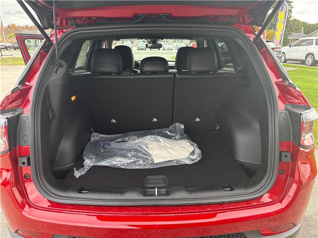 2026 Jeep Compass Trailhawk (Stk: 26007) in Meaford - Image 11 of 13