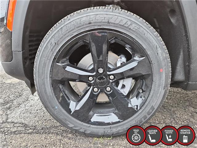 2025 Jeep Grand Cherokee Laredo (Stk: 25266) in Saint-Léonard - Image 7 of 26