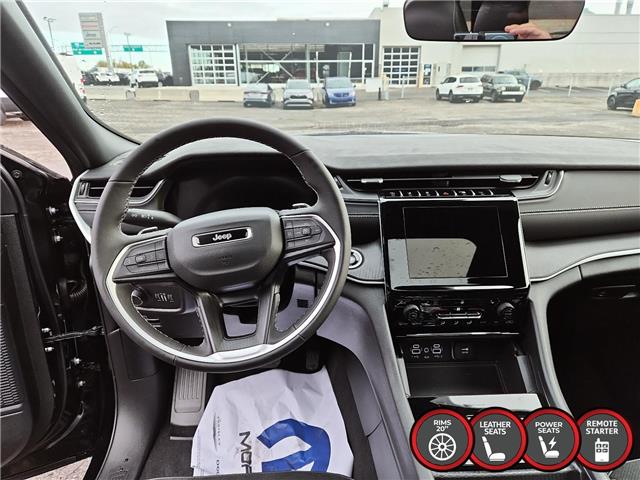 2025 Jeep Grand Cherokee Laredo (Stk: 25266) in Saint-Léonard - Image 10 of 26