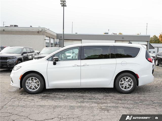 2026 Chrysler Pacifica Select (Stk: T8005) in Hamilton - Image 3 of 26