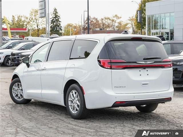 2026 Chrysler Pacifica Select (Stk: T8005) in Hamilton - Image 4 of 26
