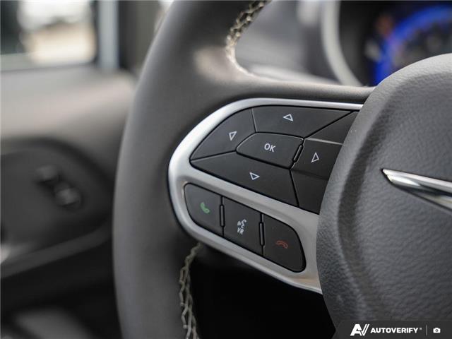 2026 Chrysler Pacifica Select (Stk: T8005) in Hamilton - Image 18 of 26