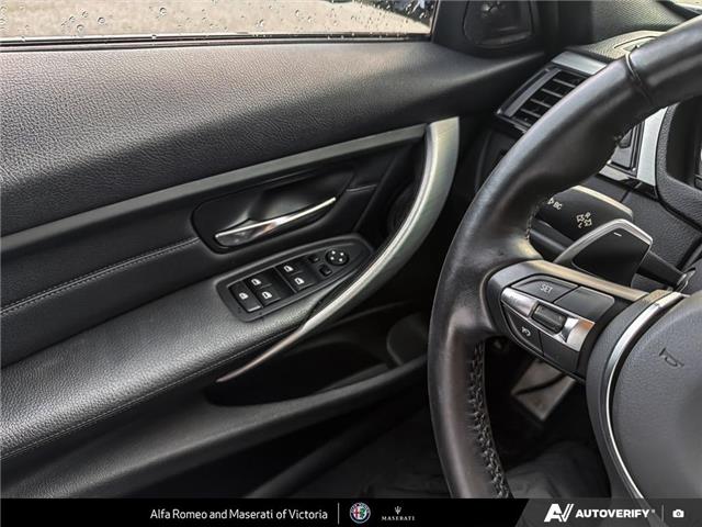 2015 BMW 335i xDrive (Stk: 912020) in Victoria - Image 17 of 25