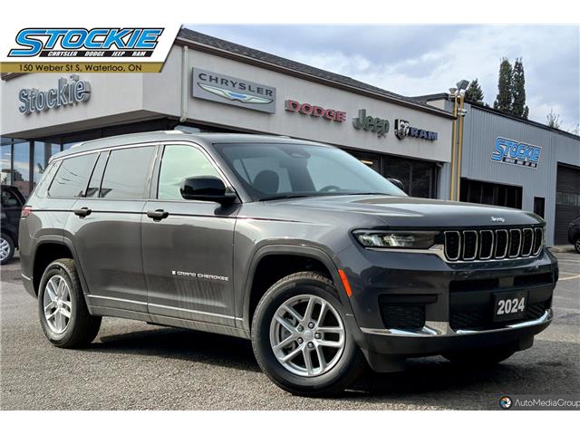 2024 Jeep Grand Cherokee L Laredo (Stk: 44211) in Waterloo - Image 1 of 17