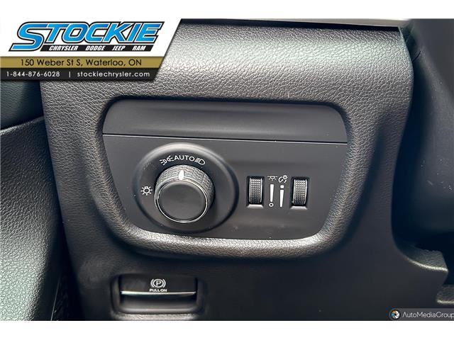 2024 Jeep Grand Cherokee L Laredo (Stk: 44211) in Waterloo - Image 11 of 17