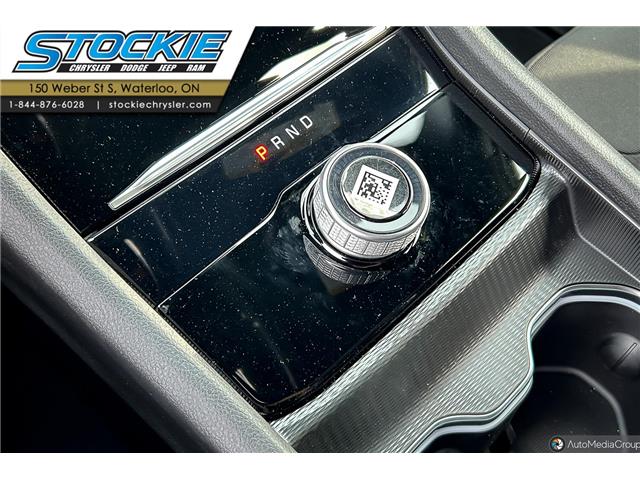 2024 Jeep Grand Cherokee L Laredo (Stk: 44211) in Waterloo - Image 13 of 17