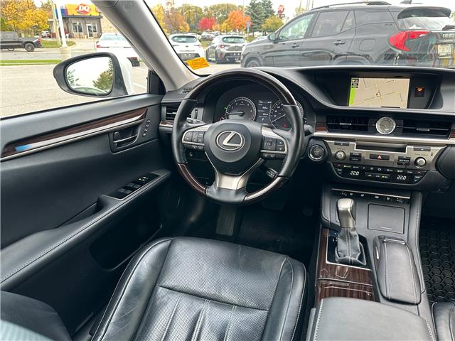 2017 Lexus ES 350 Base (Stk: W6885) in Cobourg - Image 9 of 26