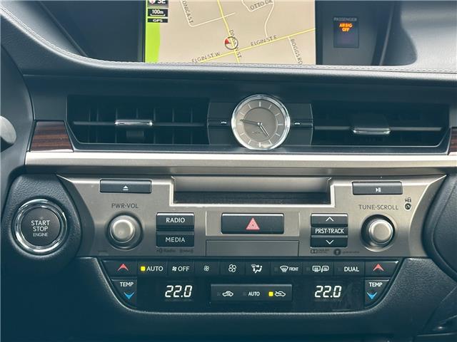 2017 Lexus ES 350 Base (Stk: W6885) in Cobourg - Image 19 of 26