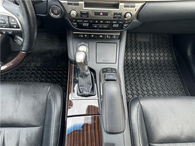 2017 Lexus ES 350 Base (Stk: W6885) in Cobourg - Image 21 of 26