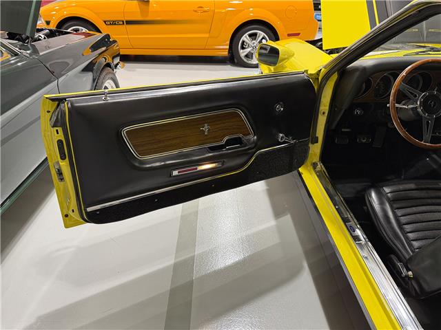 1970 Ford Mustang Mach 1 (Stk: 104210) in Watford - Image 21 of 47 1970 Ford Mustang Mach 1 (Stk: 104210) in Watford - Image 21 of 47