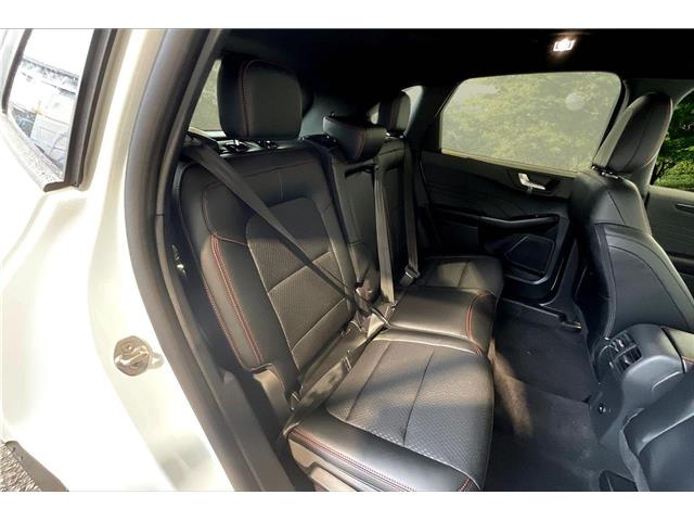 2026 Ford Escape ST-Line (Stk: 26ES7987) in Vancouver - Image 9 of 14