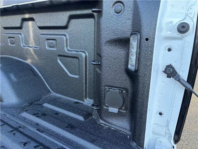 2026 Chevrolet Silverado 2500HD LTZ (Stk: 36102) in Renfrew - Image 11 of 46