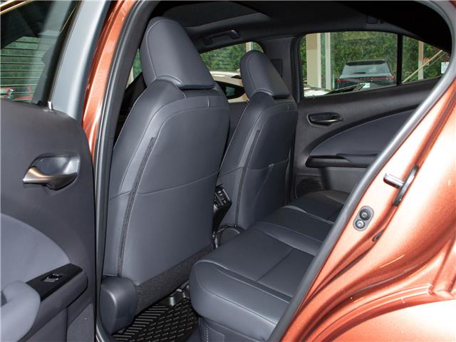 2025 Lexus UX 300h Base (Stk: 6963A) in Kingston - Image 9 of 15