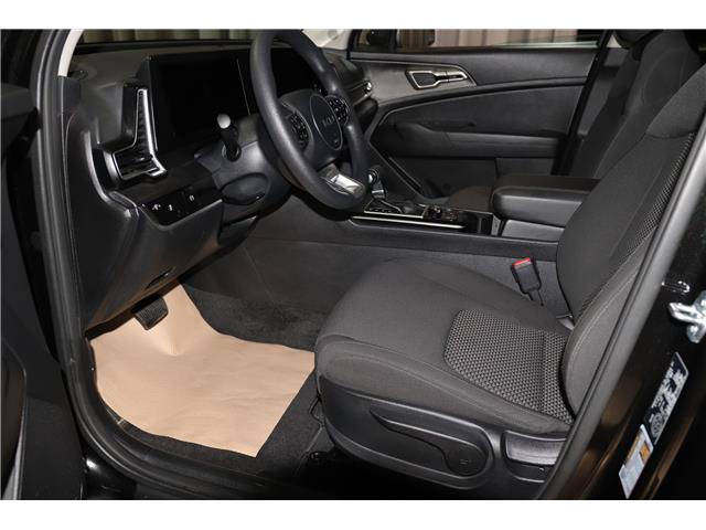 2024 Kia Sportage LX (Stk: 24902) in Edmonton - Image 9 of 18 2024 Kia Sportage LX (Stk: 24902) in Edmonton - Image 9 of 18
