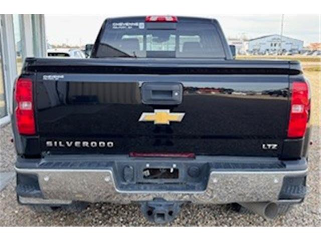 2018 Chevrolet Silverado 3500HD LTZ (Stk: U981) in Melfort - Image 6 of 12