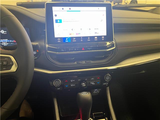 2026 Jeep Compass Trailhawk (Stk: T153204) in Courtenay - Image 14 of 16