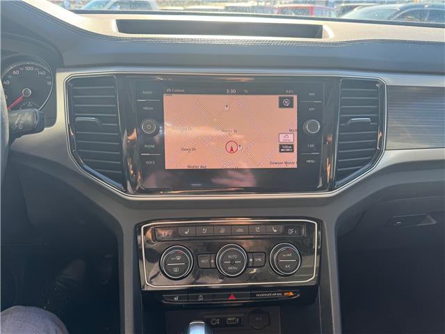 2018 Volkswagen Atlas 3.6 FSI Highline (Stk: 28170P) in Newmarket - Image 11 of 14