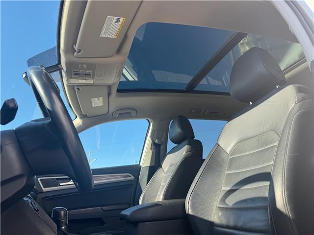 2018 Volkswagen Atlas 3.6 FSI Highline (Stk: 28170P) in Newmarket - Image 8 of 14