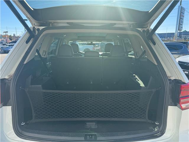 2018 Volkswagen Atlas 3.6 FSI Highline (Stk: 28170P) in Newmarket - Image 4 of 14