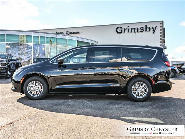 2026 Chrysler Grand Caravan SXT (Stk: N26054) in Grimsby - Image 3 of 33