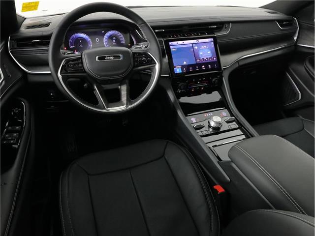 2025 Jeep Grand Cherokee Overland (Stk: 25J237) in Calgary - Image 13 of 20