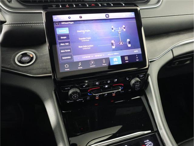 2025 Jeep Grand Cherokee Overland (Stk: 25J237) in Calgary - Image 16 of 20