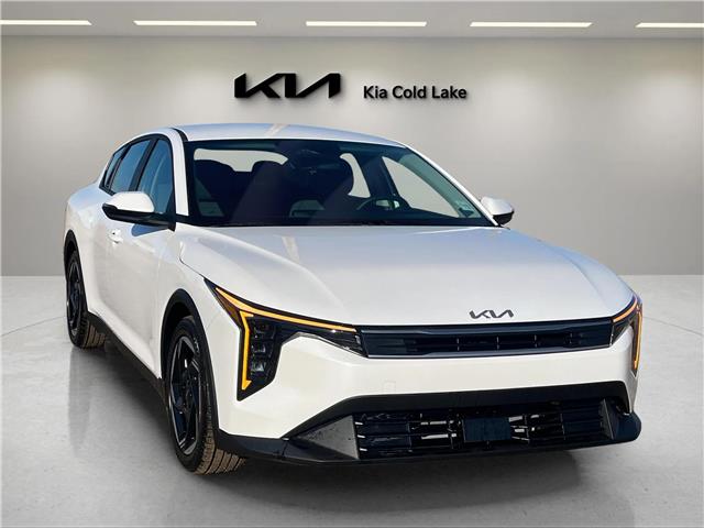 2025 Kia K4 EX (Stk: K25028) in Cold Lake - Image 1 of 17