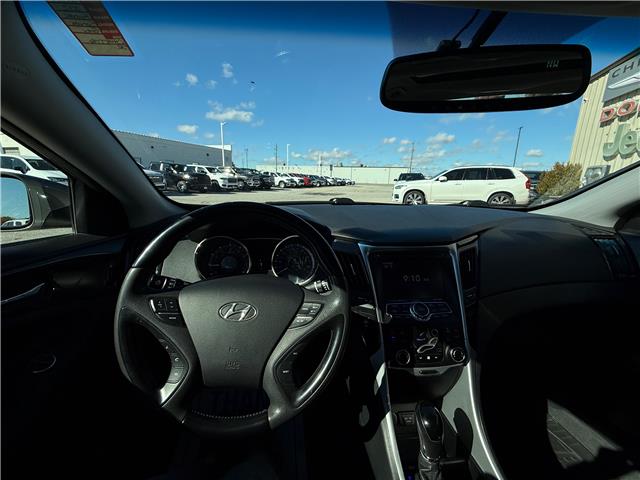 2012 Hyundai Sonata Limited (Stk: UA709D) in Blenheim - Image 5 of 7