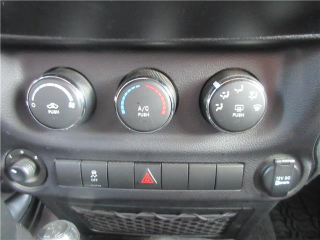 2017 Jeep Wrangler Sport in Hebbville - Image 18 of 27