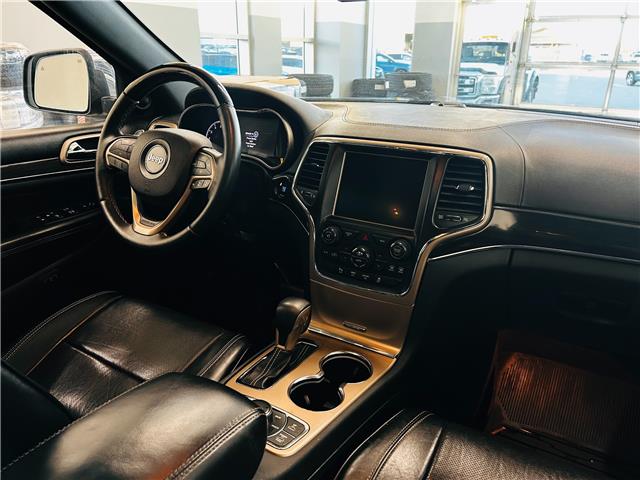2016 Jeep Grand Cherokee Overland (Stk: V3177A) in Prince Albert - Image 2 of 9