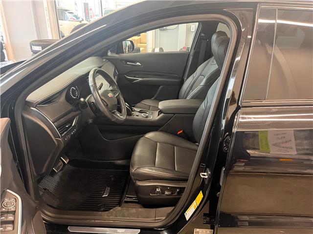 2023 Cadillac XT4 Sport (Stk: V3250) in Prince Albert - Image 2 of 14