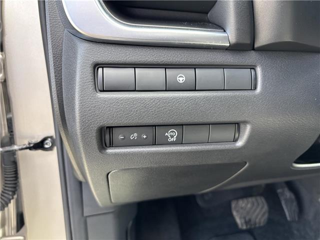 2023 Nissan Rogue SV Moonroof (Stk: P7127) in Brantford - Image 7 of 24