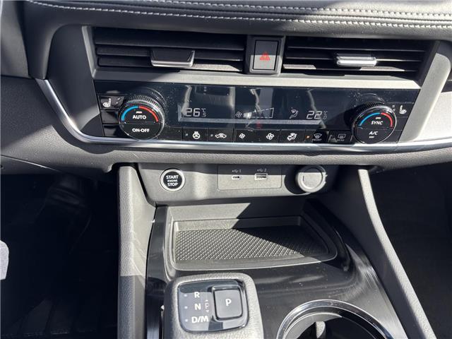 2023 Nissan Rogue SV Moonroof (Stk: P7127) in Brantford - Image 12 of 24