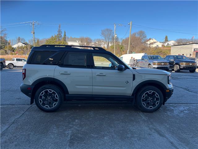 2025 Ford Bronco Sport Outer Banks (Stk: 5Z270) in Timmins - Image 1 of 15