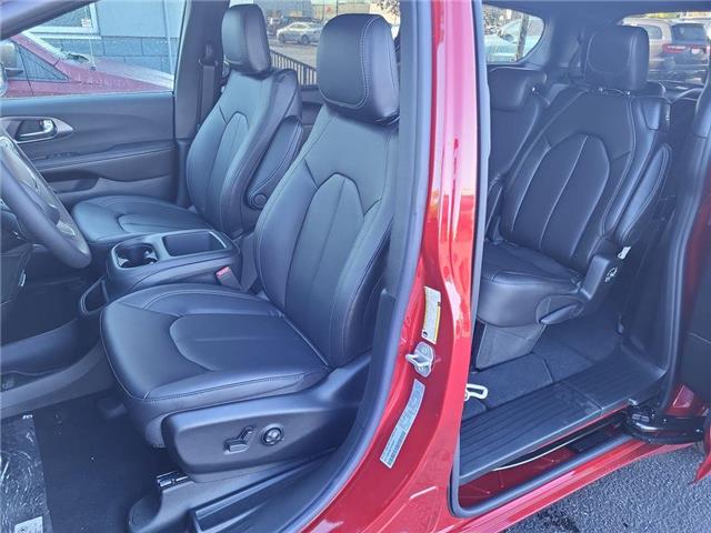 2026 Chrysler Pacifica Select (Stk: 260054) in Windsor - Image 13 of 24