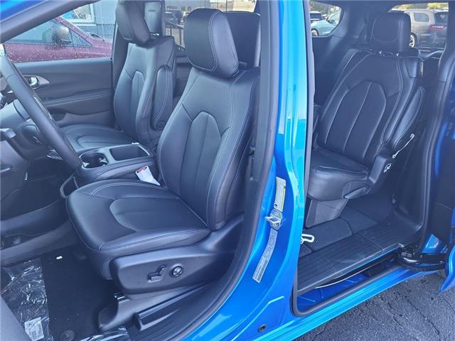 2026 Chrysler Pacifica Select (Stk: 260066) in Windsor - Image 13 of 24 2026 Chrysler Pacifica Select (Stk: 260066) in Windsor - Image 13 of 24