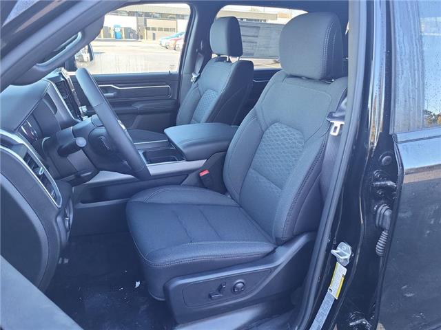 2026 RAM 1500 Big Horn (Stk: 260040) in Windsor - Image 14 of 25 2026 RAM 1500 Big Horn (Stk: 260040) in Windsor - Image 14 of 25