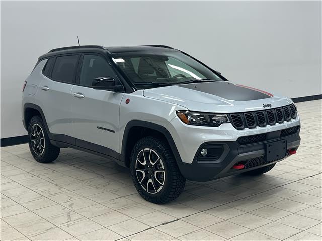 2026 Jeep Compass Trailhawk (Stk: T153206) in Courtenay - Image 1 of 15