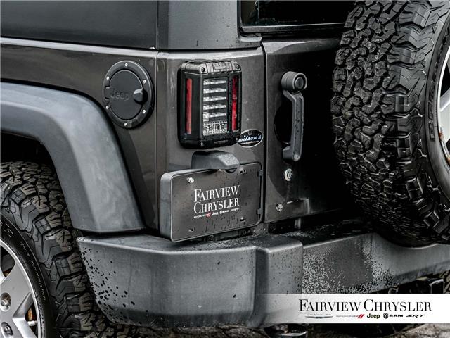 2018 Jeep Wrangler JK Sport (Stk: U21382) in Burlington - Image 10 of 28
