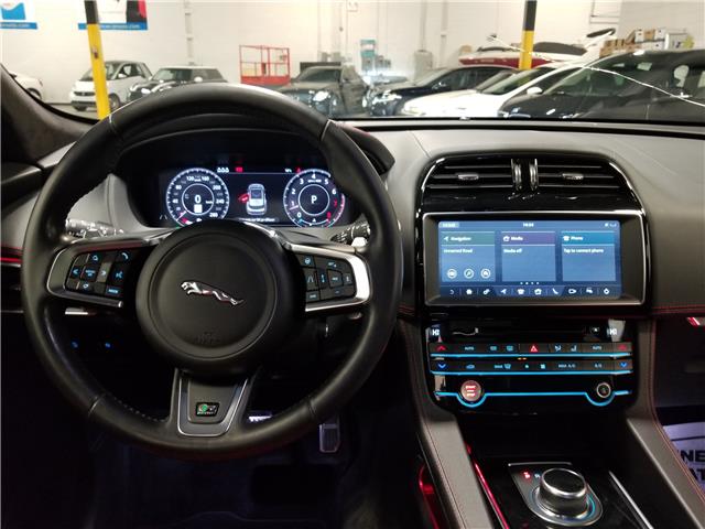 2020 Jaguar F-PACE 30t R-Sport (Stk: A4898) in Mississauga - Image 13 of 28 2020 Jaguar F-PACE 30t R-Sport (Stk: A4898) in Mississauga - Image 13 of 28