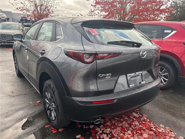2025 Mazda CX-30 GX (Stk: 869641) in Surrey - Image 3 of 5