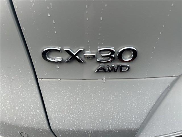 2025 Mazda CX-30 GT (Stk: 869384) in Surrey - Image 4 of 5