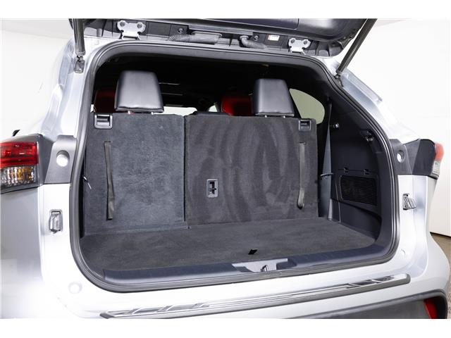 2023 Toyota Highlander XSE (Stk: X3379L) in London - Image 8 of 36