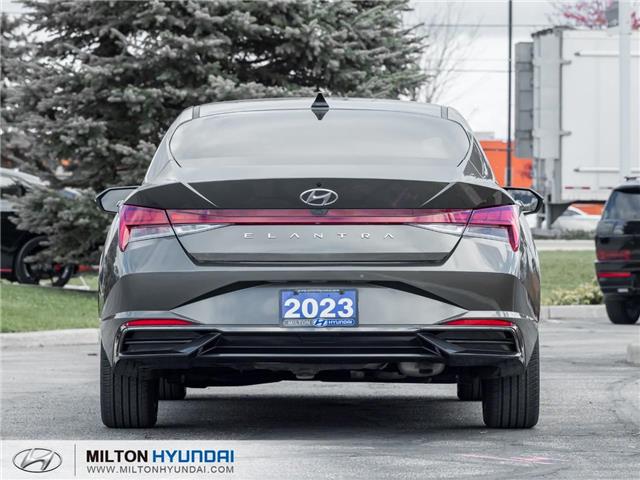 2023 Hyundai Elantra Luxury w/Two-Tone Interior (Stk: 451954) in Milton - Image 6 of 25